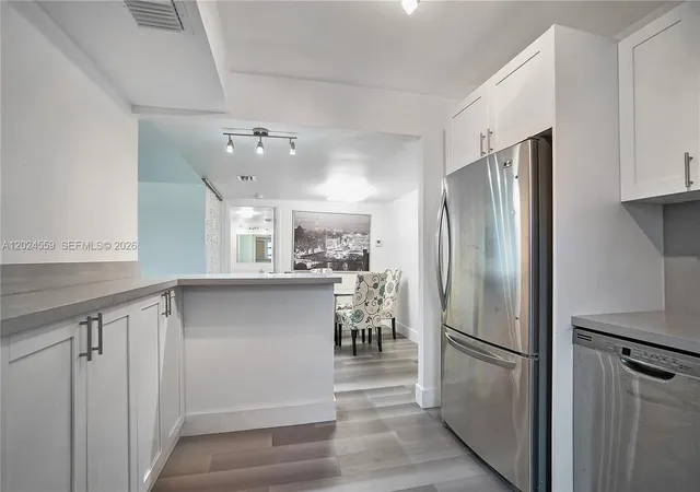 2nd image of 9273 Collins Ave #309, Surfside, FL 33154 | MLS# A12024559
