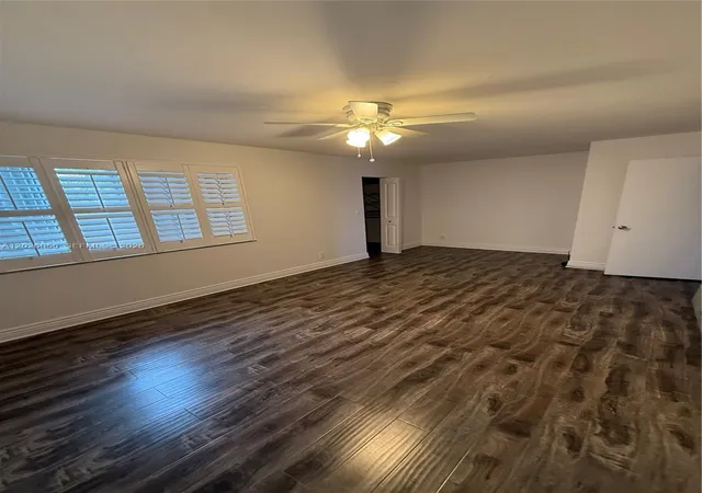 3rd image of 2606 Ne 10 St #2606, Hallandale Beach, FL 33009 | MLS# A12026056