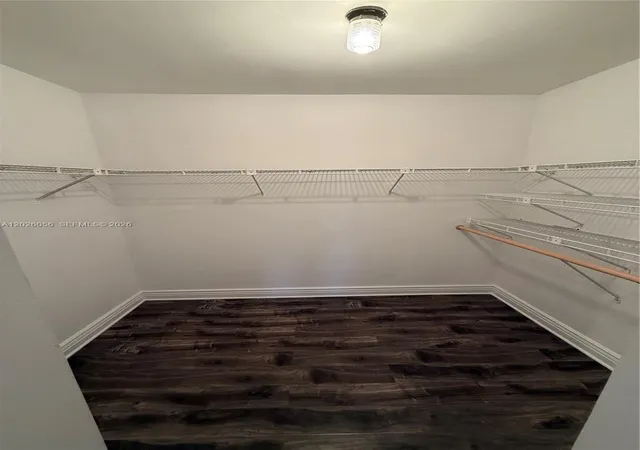 4th image of 2606 Ne 10 St #2606, Hallandale Beach, FL 33009 | MLS# A12026056