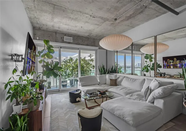 2nd image of 1000 W Ave Ph23 #PH23, Miami Beach, FL 33139 | MLS# A12025985