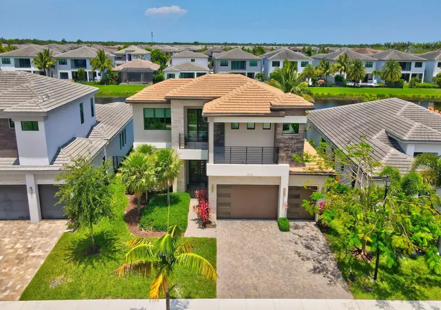 Homes for sale in Boca Raton, FL | 17112 Aquavera Wy, Boca Raton, FL 33496 | MLS# B26033495