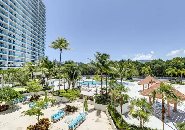 3rd image of 100 Bayview Dr #208, Sunny Isles Beach, FL 33160 | MLS# A12022795