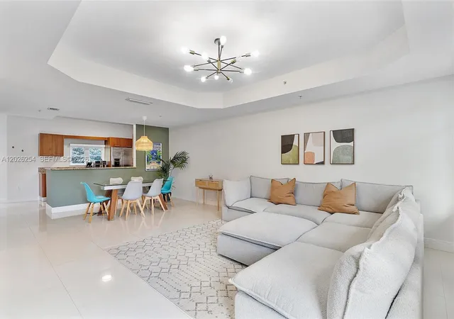 4th image of 2704 Ne 184Th Ter, North Miami Beach, FL 33160 | MLS# A12026254