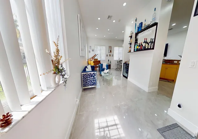 4th image of 8586 White, West Palm Beach, FL 33411 | MLS# B26033594
