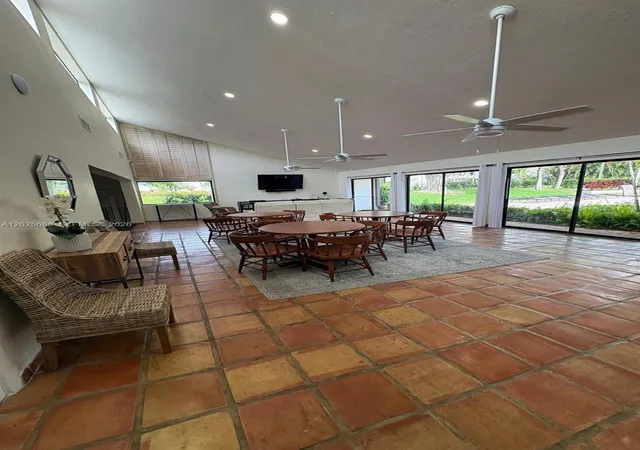 4th image of 7200 Nw 2Nd Ave #118, Boca Raton, FL 33487 | MLS# A12025683