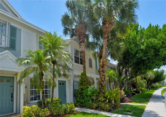 Homes for sale in Tamarac, FL | 8054 Sanibel Dr, Tamarac, FL 33321 | MLS# A12026463