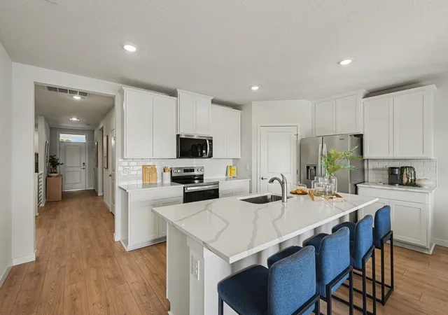 Photo 4 of Single family home for sale at 9069 Venetian Sq, Vero Beach, FL 32966 | MLS# B26033642 | Listing updated on 2026-09-24
