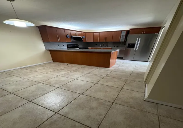 Photo 3 of Townhouse for sale at 730 Nw 98th Circle, Plantation, FL 33324 | MLS# B26033652 | Listing updated on 2026-09-29