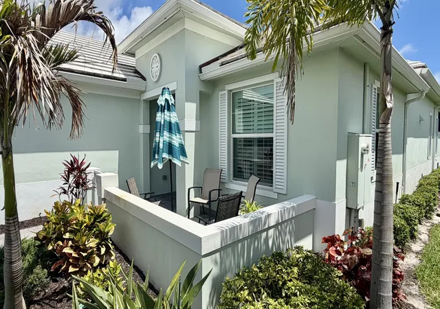 Photo 2 of Single family home for sale at 1330 St Catherine's Cir, Vero Beach, FL 32967 | MLS# B26033683 | Listing updated on 2026-10-07