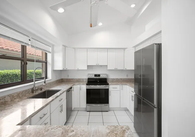 Photo 3 of Single family home for sale at 2735 Sw Mariposa Cir, Palm City, FL 34990 | MLS# B26033696 | Listing updated on 2026-09-23