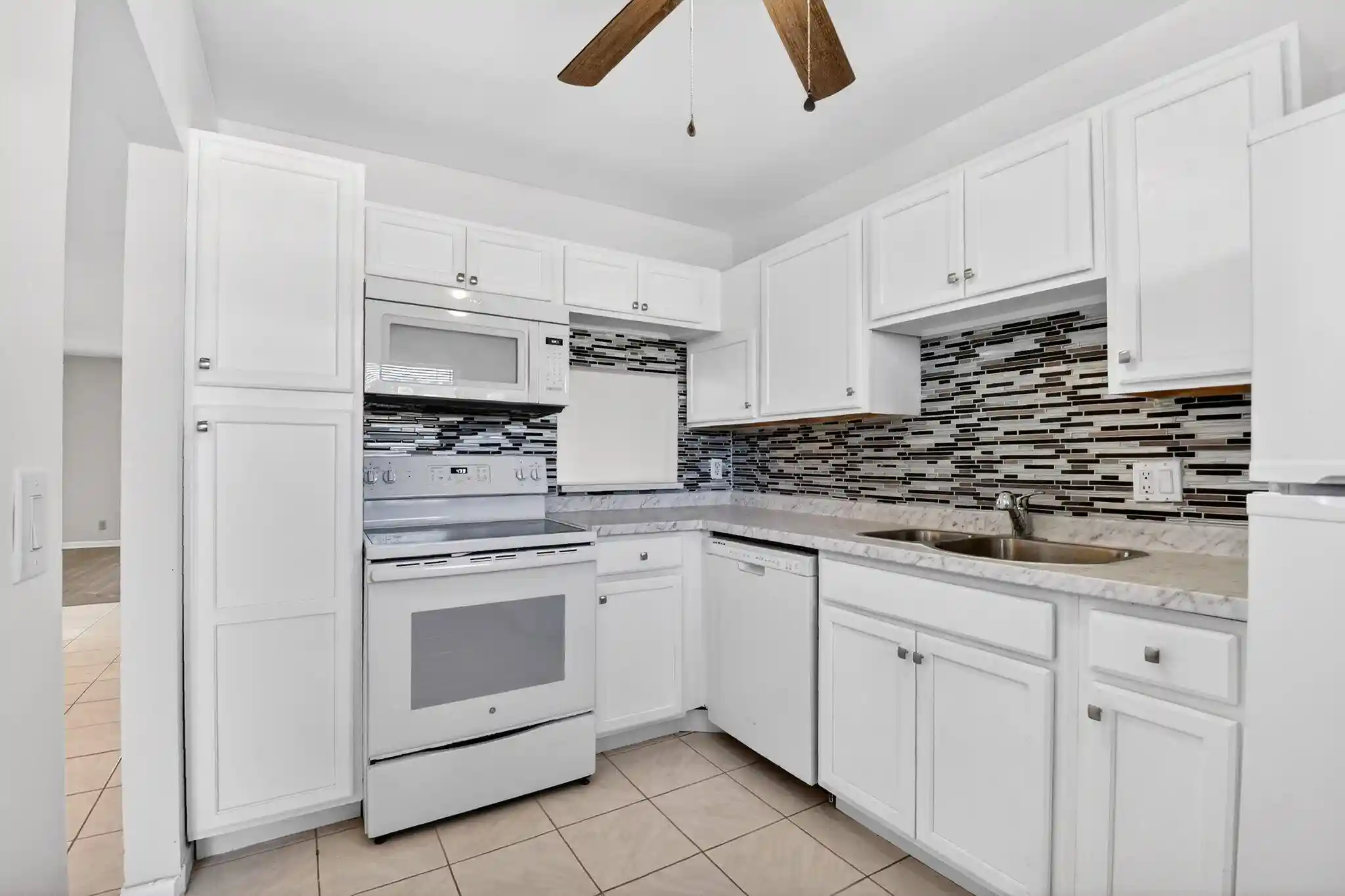 Photo 1 of Condo for sale at 201 Oxford 600, West Palm Beach, FL 33417 | MLS# B26033751 | Listing updated on 2026-10-28