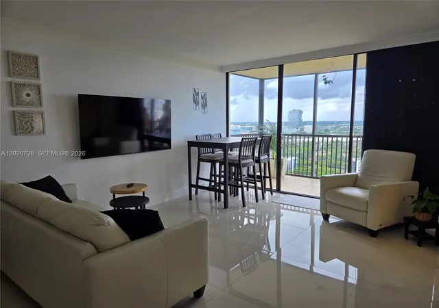 4th image of 20379 W Country Club Dr #2531, Aventura, FL 33180 | MLS# A12026738