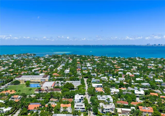 46th image of 571 Glenridge Rd, Key Biscayne, FL 33149 | MLS# A12025834