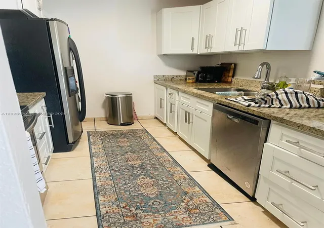 3rd image of 10393 N Kendall Dr #U6, Miami, FL 33176 | MLS# A12026959