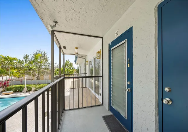 Homes for sale in Delray Beach, FL | 7511 S Oriole Boulevard, Delray Beach, FL 33446 | Houzeo