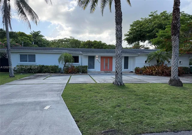 3rd image of 12800 Sw 82Nd Ct, Pinecrest, FL 33156 | MLS# A12027037