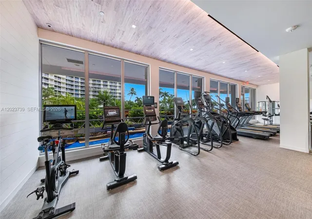 5th image of 320 Seaview Ct #21207, Marco Island, FL 34145 | MLS# A12023739
