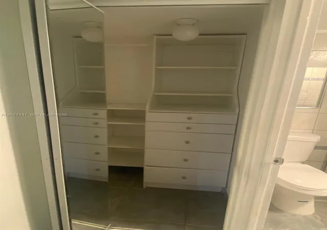 5th image of 3475 N Country Club Dr #106, Miami, FL 33180 | MLS# A12027147