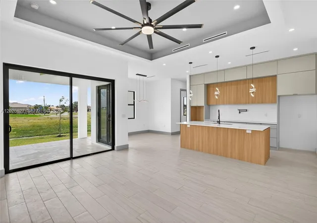 5th image of 16312 Juarez Ct, Punta Gorda, FL 33955 | MLS# A12026627