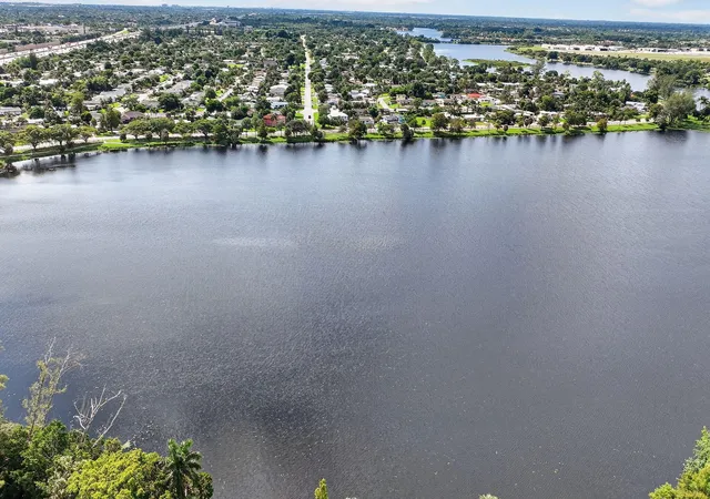 57th image of 3240 Lake Osborne Dr #Apt 104, Lake Worth Beach, FL 33461 | MLS# B26034023