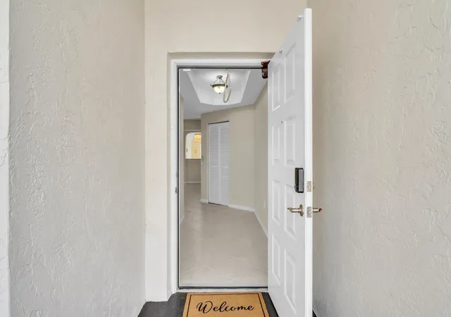 Homes for sale in Tamarac, FL | 7775 Southampton Ter #307, Tamarac, FL 33321 | MLS# B26034047