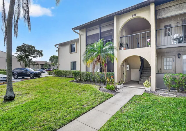 Photo 3 of Sale Pending at 536 Shady Pine Way #A2, Greenacres, FL 33415 | MLS# B26034069 | Listing updated on 2026-10-08