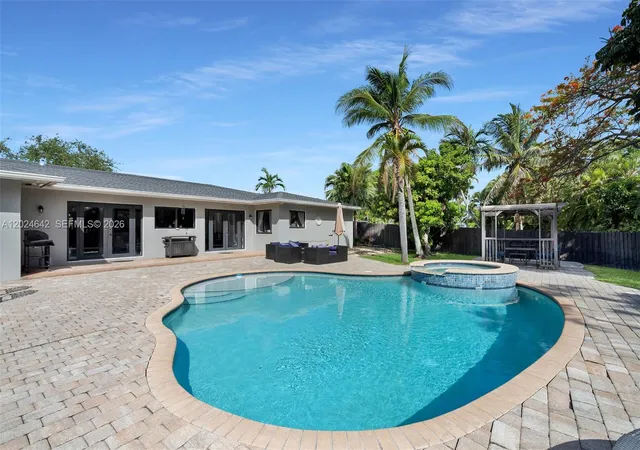 Homes for sale in Cutler Bay, FL | 8825 Sw 185th Ter, Cutler Bay, FL 33157 | MLS# A12024642