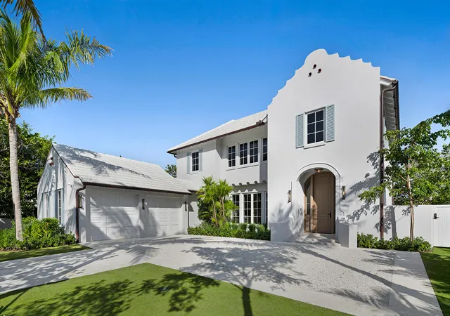 4th image of 2219 E Ibis Isle Rd Rd E, Palm Beach, FL 33480 | MLS# B26034160