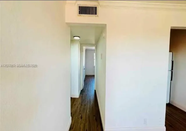 4th image of 11195 Sw 1St St #319, Sweetwater, FL 33174 | MLS# A12027065