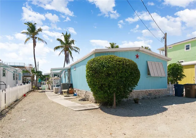 43rd image of 205 Humpty Dumpty Dr, Key Largo, FL 33037 | MLS# A12014129
