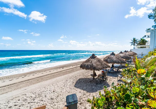 Homes for sale in Highland Beach, FL | 3912 S Ocean Boulevard, Highland Beach, FL 33487 | Houzeo