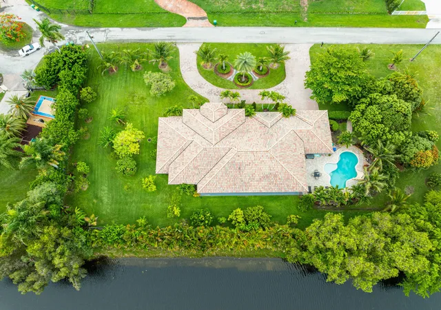 Photo 3 of Single family home for sale at 16541 Sw 62nd Street, Southwest Ranches, FL 33331 | MLS# B26034233 | Listing updated on 2026-09-23
