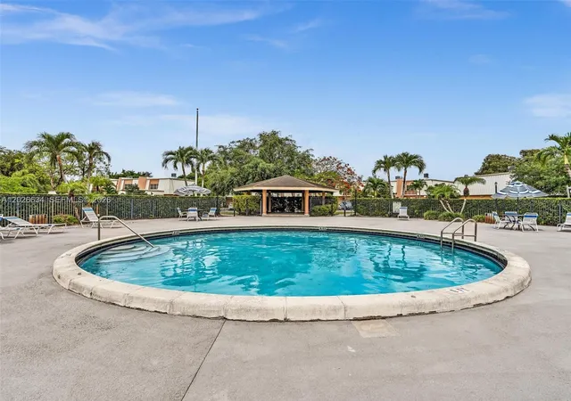 2nd image of 3660 Citrus Trace, Davie, FL 33328