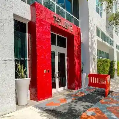 Photo 1 of Sale Pending at 133 Ne 2nd Avenue #913, Miami, FL 33132 | MLS# A12027589 | Listing updated on 2026-10-21