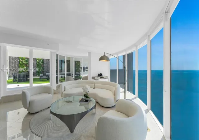 3rd image of 17555 Collins Ave #3204, Sunny Isles Beach, FL 33160 | MLS# A12023415