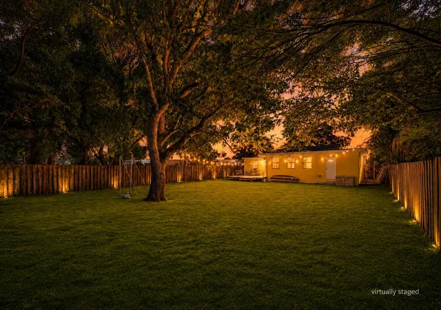 Photo 3 of Single family home for sale at 713 Ne 35th Street, Oakland Park, FL 33334 | MLS# B26034426 | Listing updated on 2026-09-23