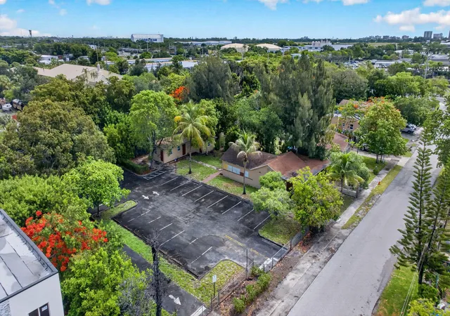 Homes for sale in Pompano Beach, FL | 129 Nw 11Th St, Pompano Beach, FL 33060 | MLS# B26034448