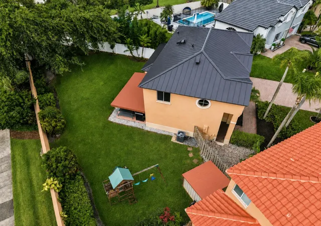 Photo 2 of Single family home for sale at 2510 Rampart Way S, Hollywood, FL 33026 | MLS# B26034456 | Listing updated on 2026-09-23