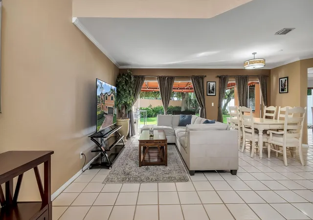 Photo 3 of Single family home for sale at 2510 Rampart Way S, Hollywood, FL 33026 | MLS# B26034456 | Listing updated on 2026-09-23