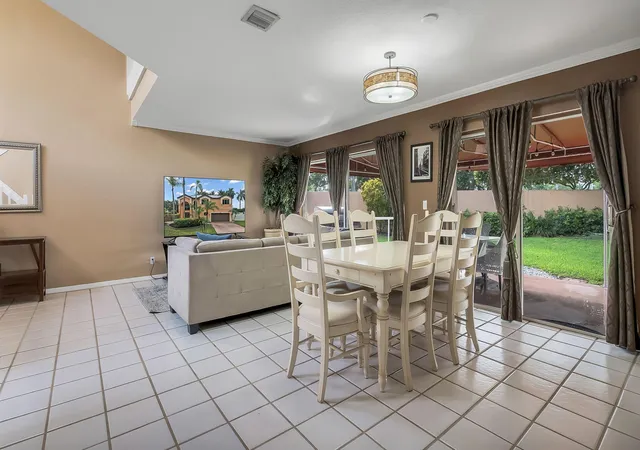 Photo 4 of Single family home for sale at 2510 Rampart Way S, Hollywood, FL 33026 | MLS# B26034456 | Listing updated on 2026-09-23