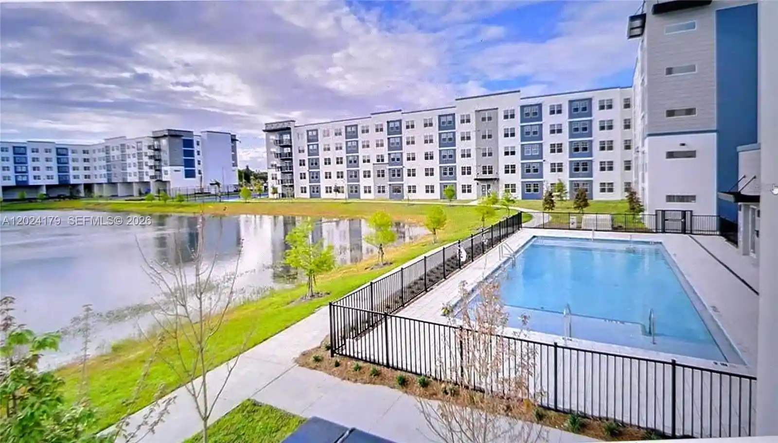 Listing Photo 1 - Condo for sale in 5579 Millenia Park Blvd located at 5579 Millenia Park Blvd, ORLANDO, FL 32839 - Unit #211