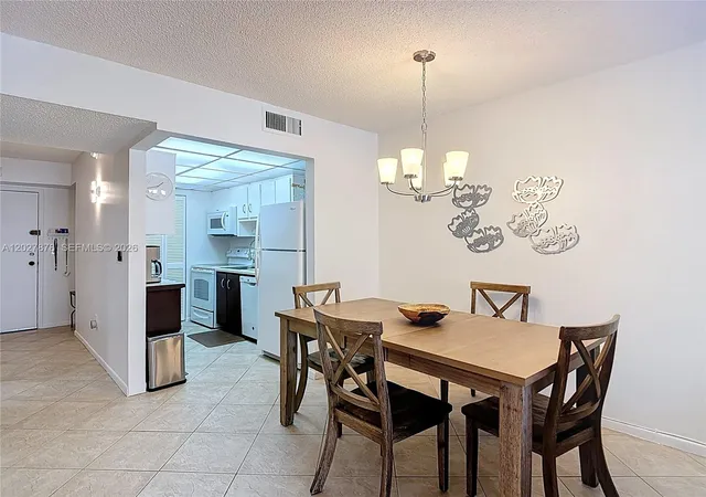 4th image of 201 178Th Dr #315, Sunny Isles Beach, FL 33160 | MLS# A12027878