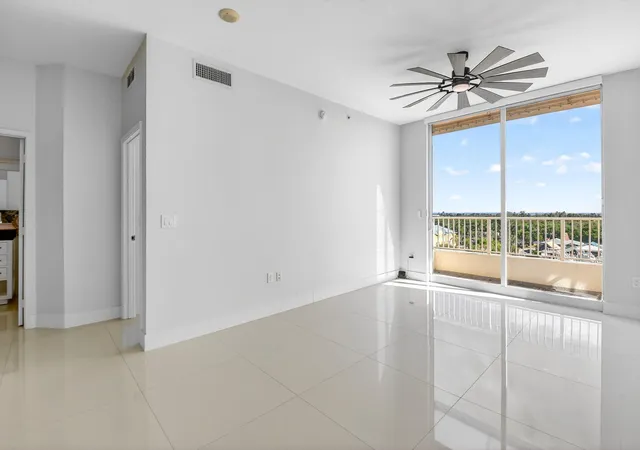 5th image of 100 Ne 6Th St #Ph 704, Boynton Beach, FL 33435 | MLS# B26034639