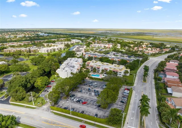 20th image of 301 Racquet Club Rd #103, Weston, FL 33326 | MLS# A12027925
