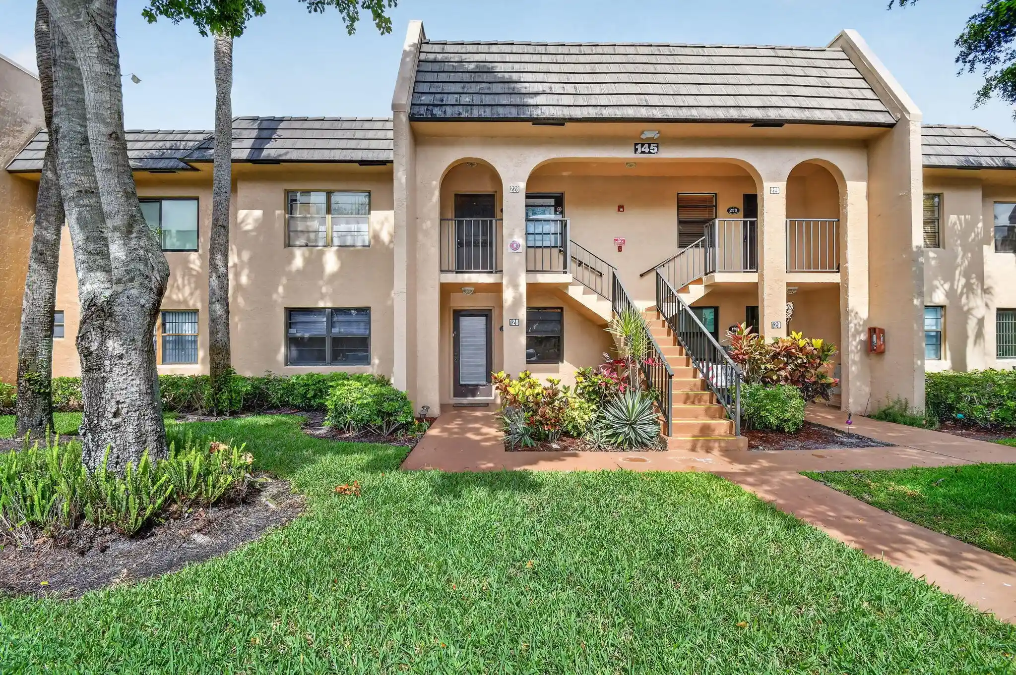 Listing Photo 1 - Condo for sale in 145 Lake Nancy Ln located at 145 Lake Nancy Ln, West Palm Beach, FL 33411 - Unit #128