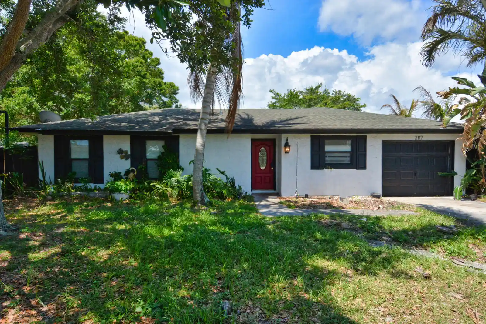Photo 1 of Single family home for sale at 2117 Se E Dunbrooke Cir, Port Saint Lucie, FL 34952 | MLS# B26034676 | Listing updated on 2026-10-23