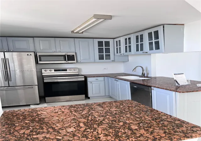 2nd image of 3545 Ne 166Th St, North Miami Beach, FL 33160
