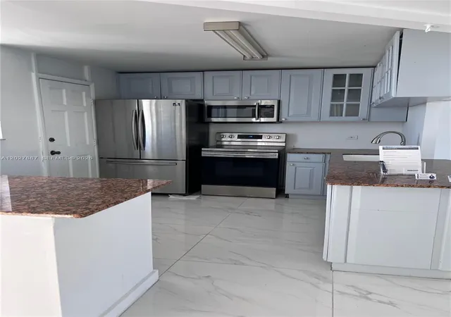 24th image of 3545 Ne 166th St #1004, North Miami Beach, FL 33160 | MLS# A12027887