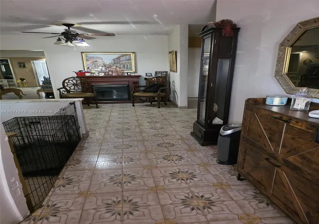 4th image of 16825 Nw 74Th Ave, Hialeah, FL 33015 | MLS# A12027978