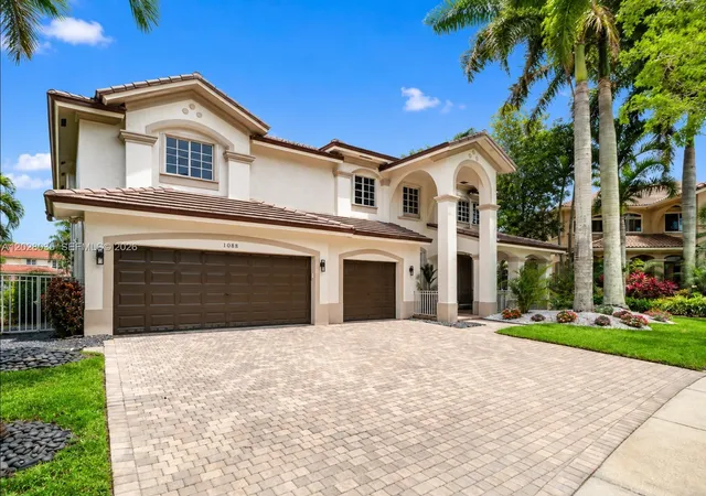 Homes for sale in Weston, FL | 1088 Skylark Dr, Weston, FL 33327 | MLS# A12028035